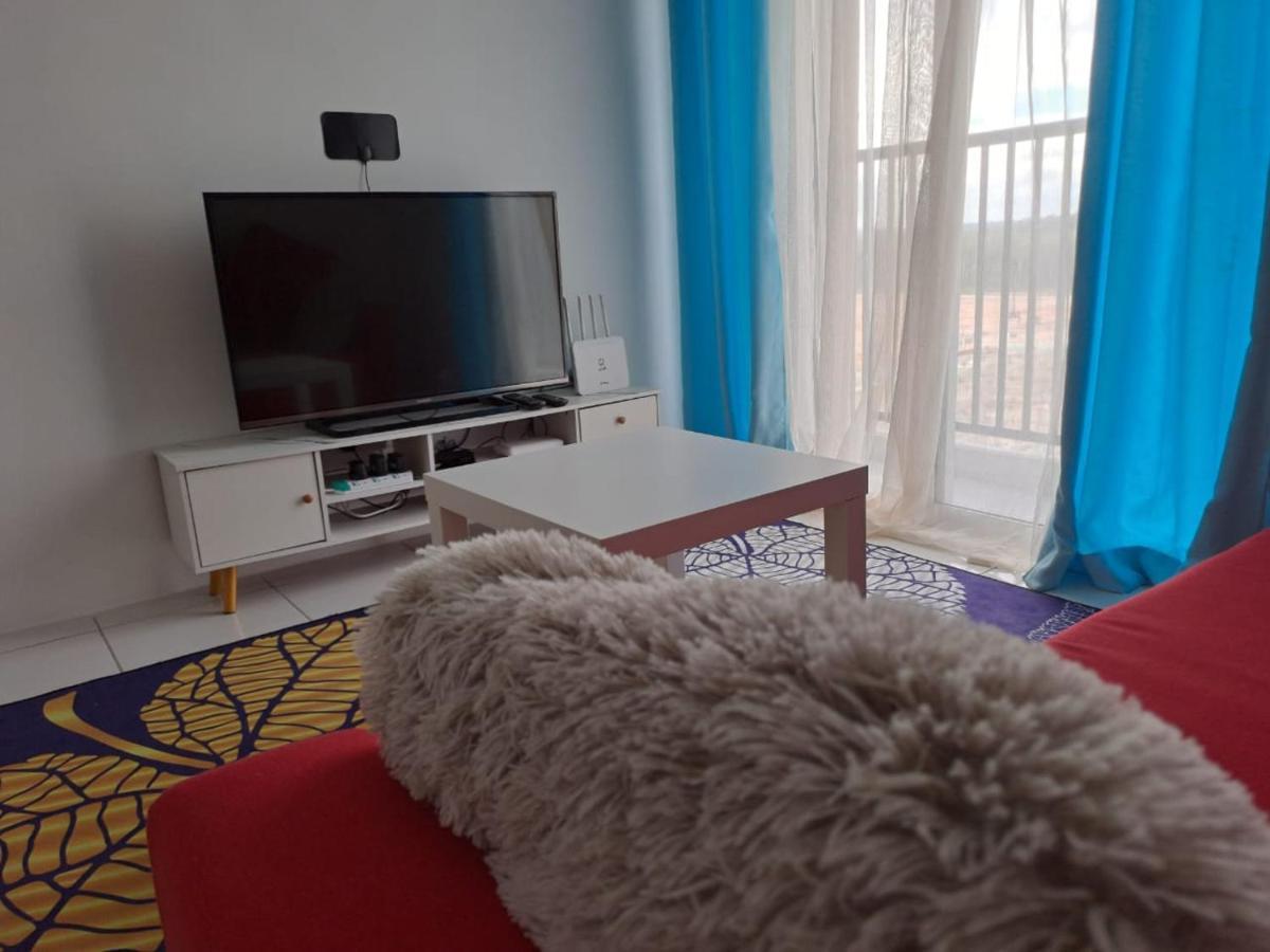 Impiana Homestay Near Putrajaya, Cyberjaya, Musliem Only,Wifi,Netflix Kampung Dengkil Exterior photo