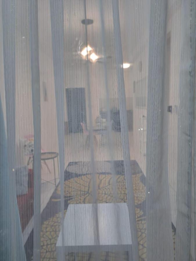 Impiana Homestay Near Putrajaya, Cyberjaya, Musliem Only,Wifi,Netflix Kampung Dengkil Exterior photo